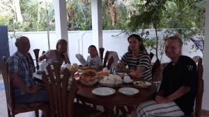 midigama holiday inn