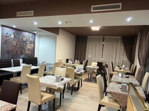 hotel stradivari