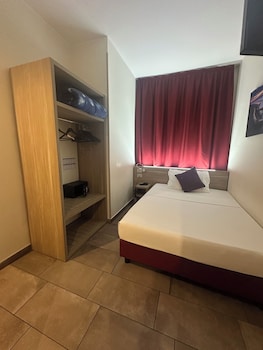 hotel stradivari