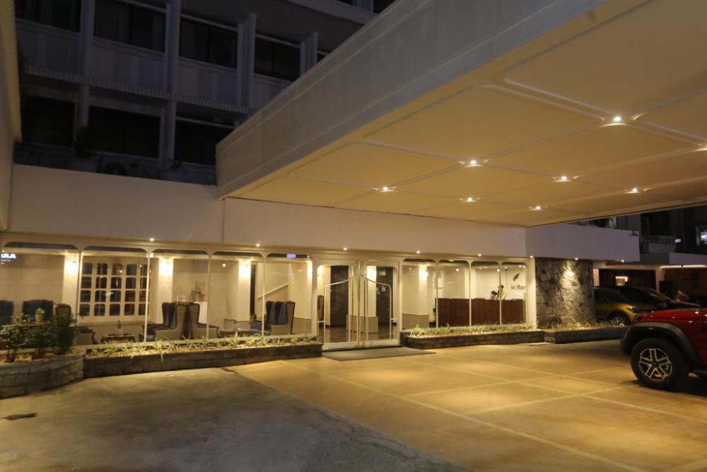 the international hotel