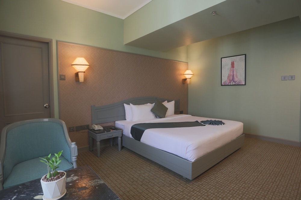 the international hotel