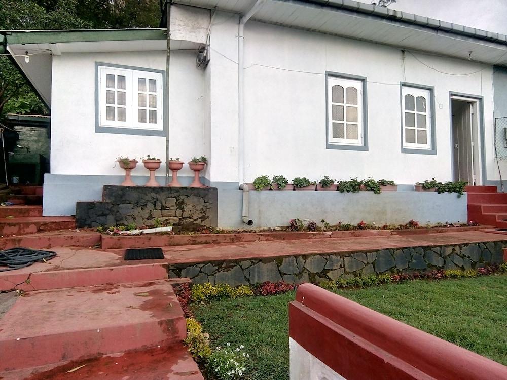white cottage nuwara eliya