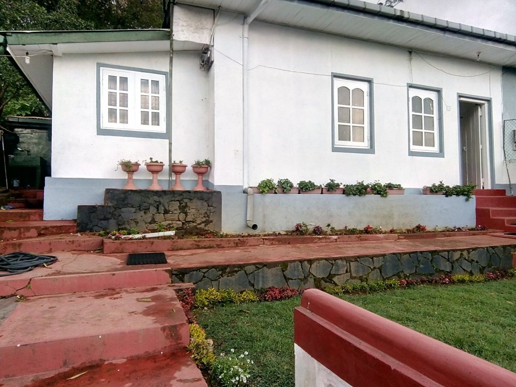 white cottage nuwara eliya