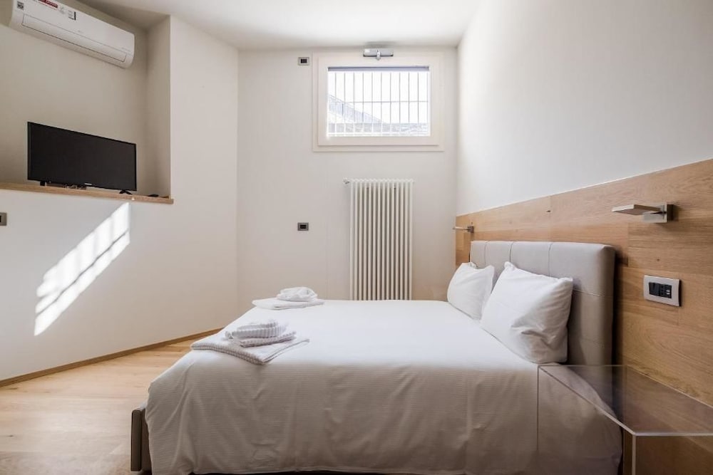 aparthotel santorsola