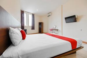 reddoorz plus karebosi area 2