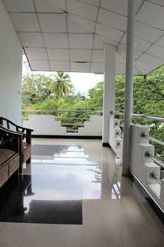 Hotel Sisara,Near Kataragama Temple Complex,3 star