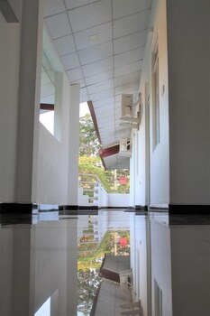 Hotel Sisara,Near Kataragama Temple Complex,3 star