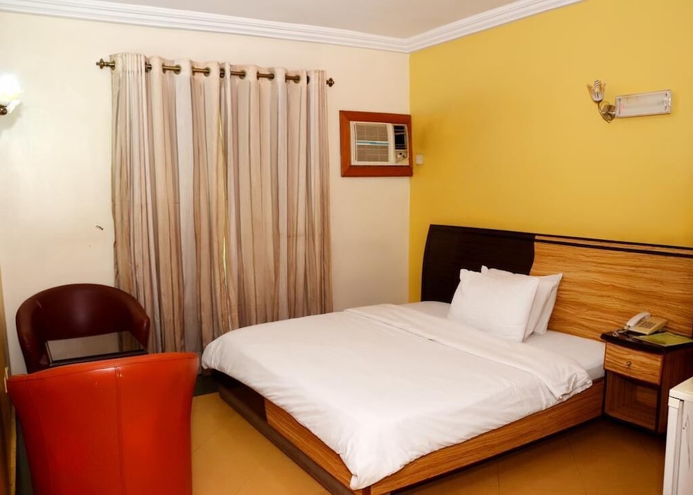 terrace green hotels