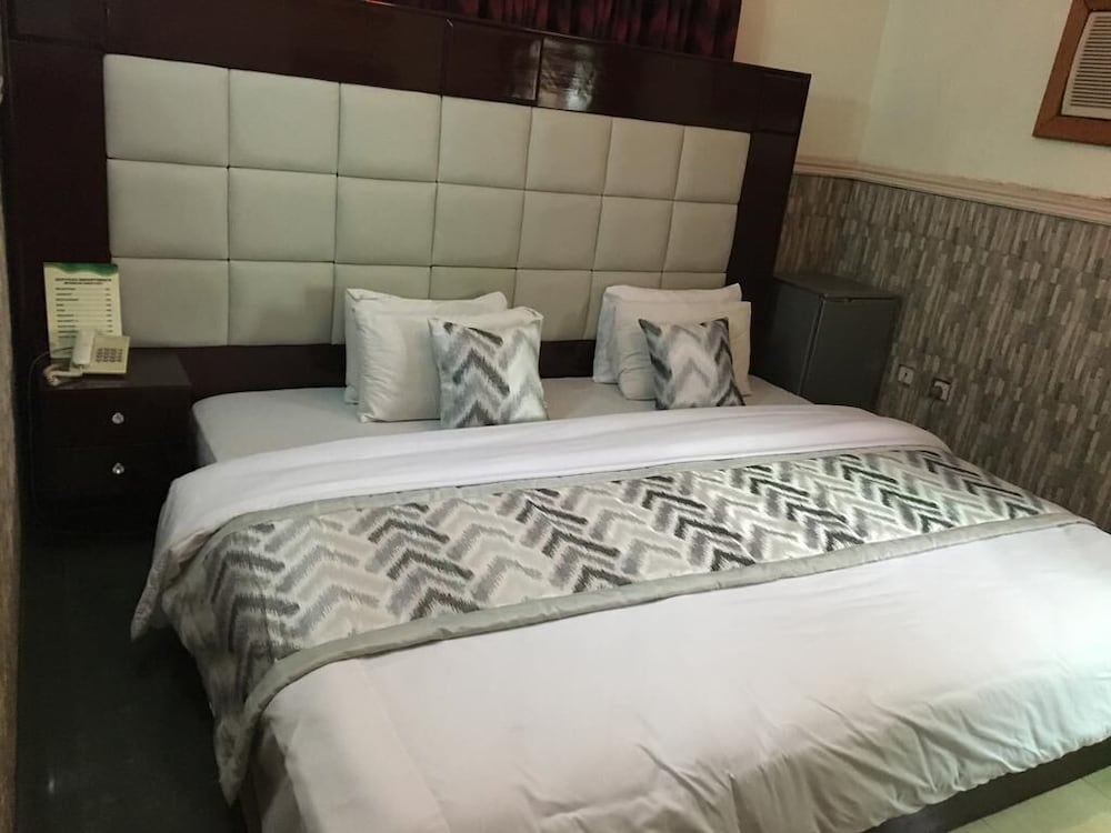 terrace green hotels