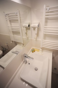 hotel sabu