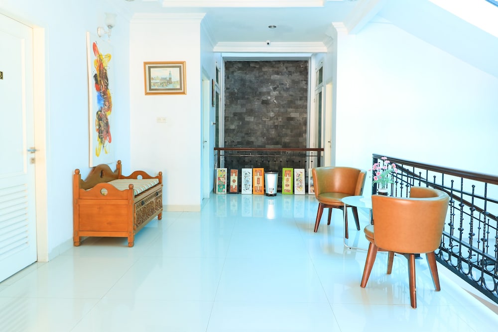 ge jacmart homestay