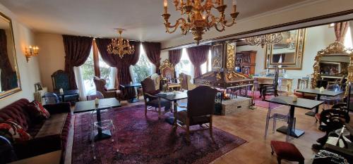 faqra palace
