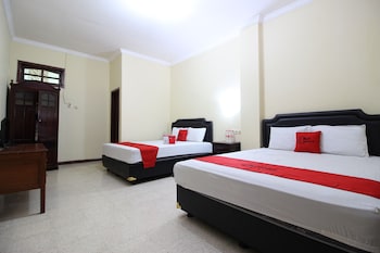 reddoorz mantrijeron 2