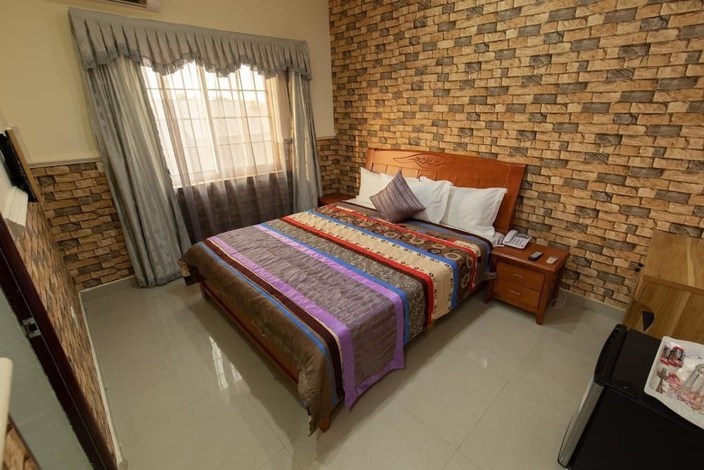 ag hotels and suites