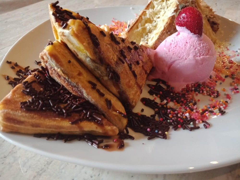 coconut hotel hostel