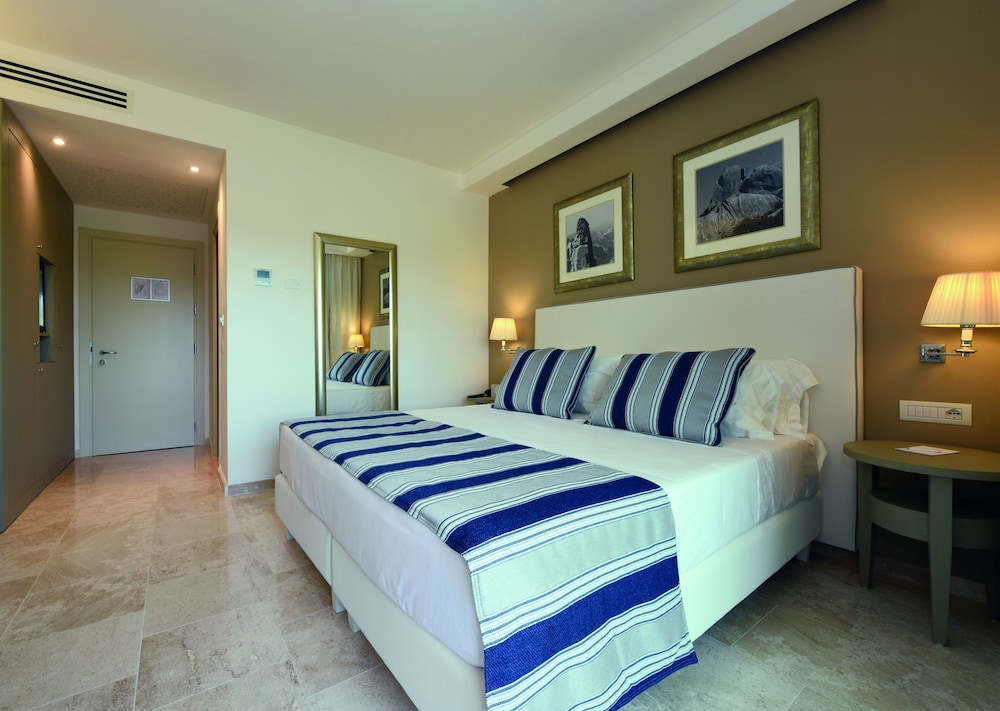 grand hotel cannigione