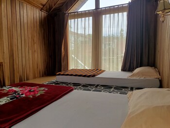 adk papandayan homestay and tour