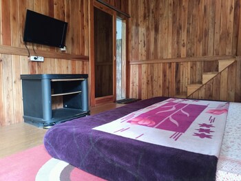adk papandayan homestay and tour