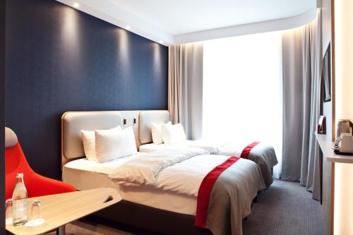 holiday inn express oberhausen an ihg hotel