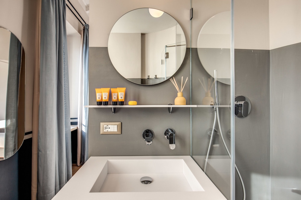 velvet grey boutique hotel