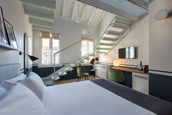 velvet grey boutique hotel