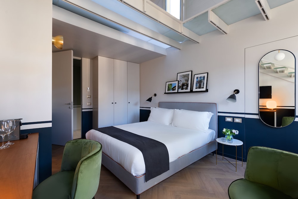 velvet grey boutique hotel