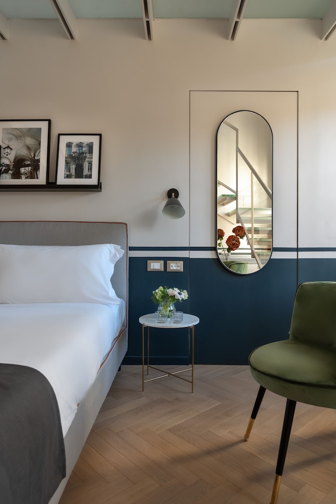 velvet grey boutique hotel