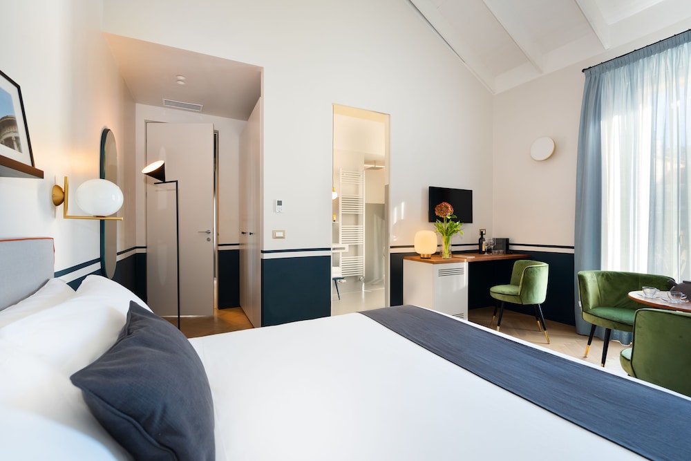 velvet grey boutique hotel