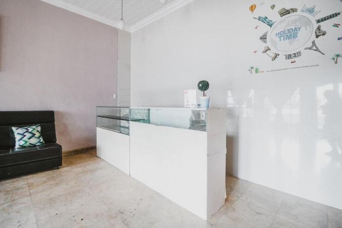 reddoorz near millennium ict center medan