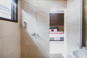 reddoorz near millennium ict center medan