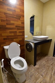 the nest hotel by ploy