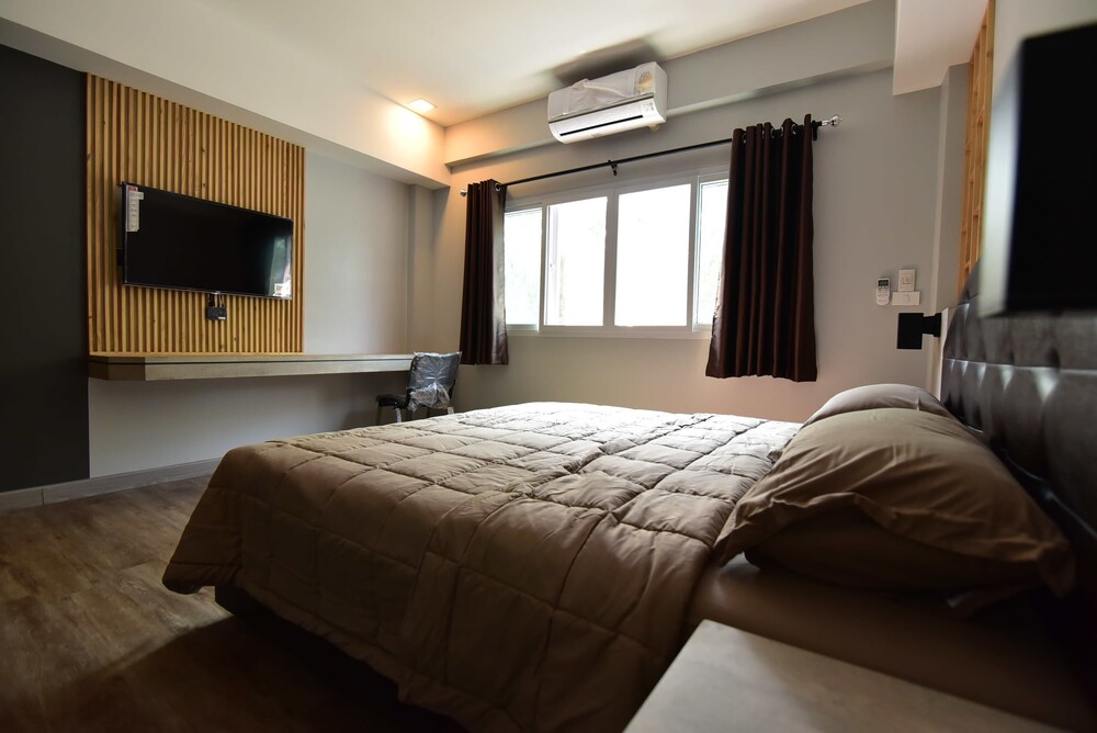 the nest hotel by ploy