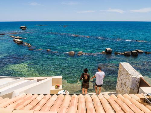 re dionisio luxury suites