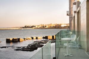 re dionisio luxury suites