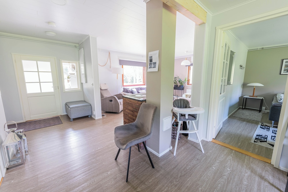 the elegant haistila