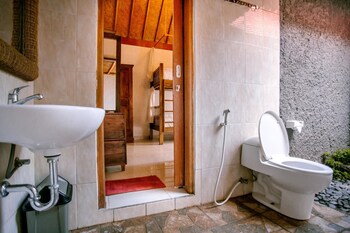 nuansa penida hostel