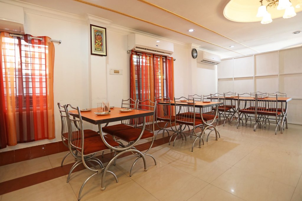 oyo 9547 hotel atmaram lodging