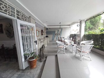 patradissa stasiun bandung hotel