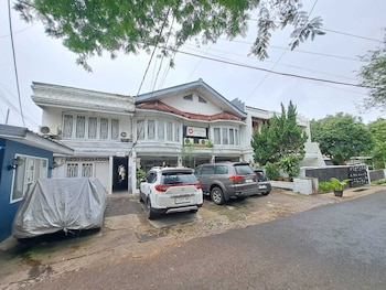 patradissa stasiun bandung hotel