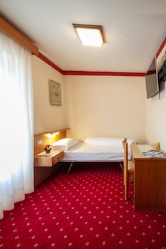 hotel stella alpina
