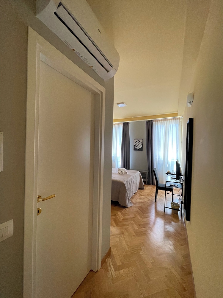 apartment hotel marchesini