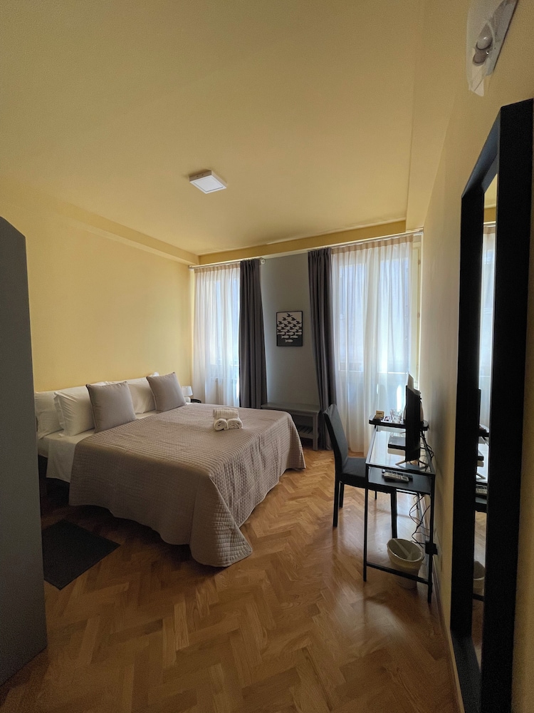 apartment hotel marchesini
