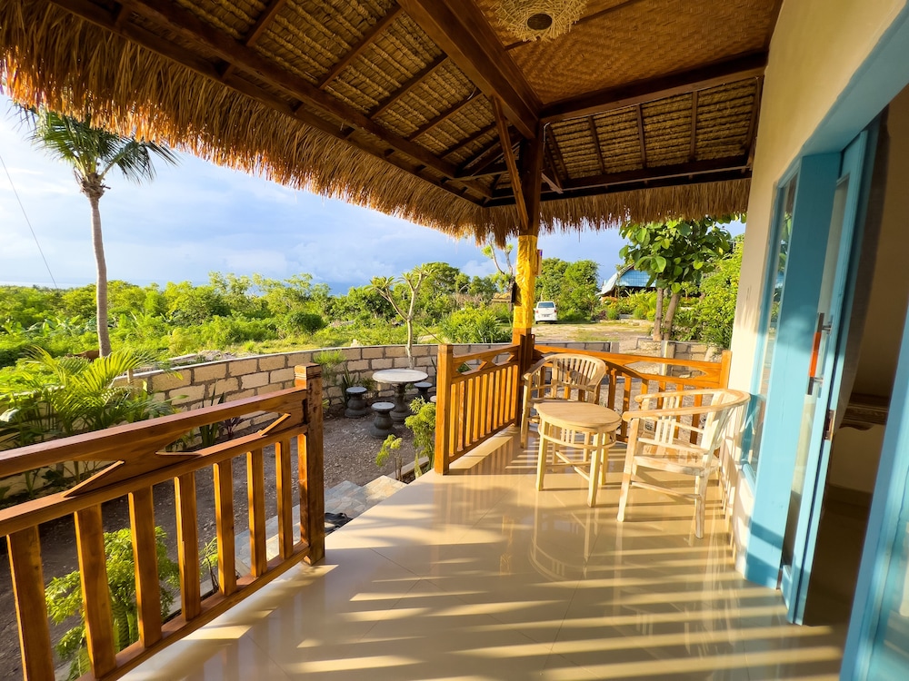 sunset hill penida resort