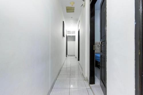 reddoorz near gajah mada plaza 2