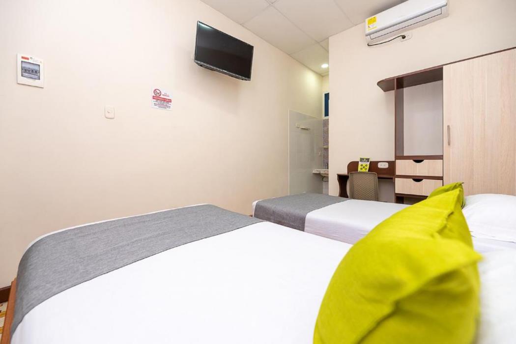 hotel ayenda skall 1319