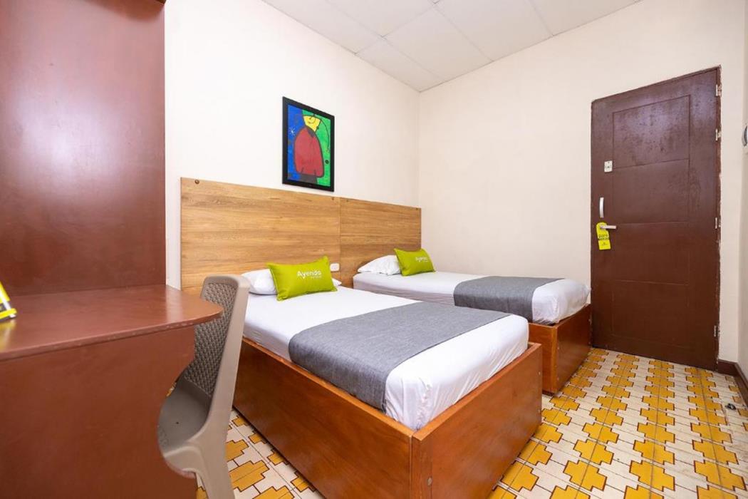 hotel ayenda skall 1319