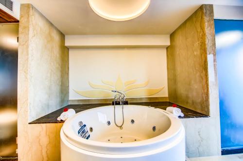 radisson blu gorakhpur