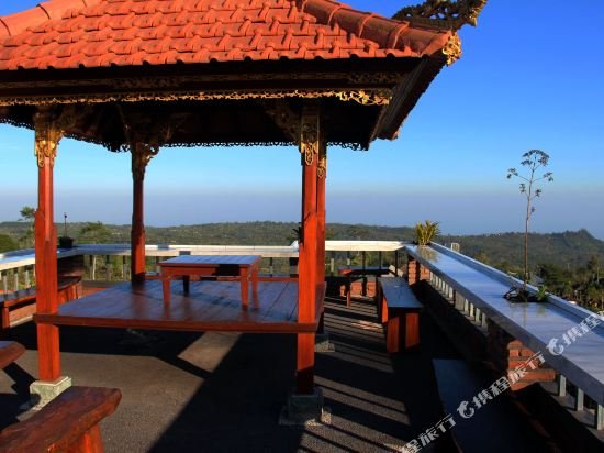 the garuda hotel and restaurant