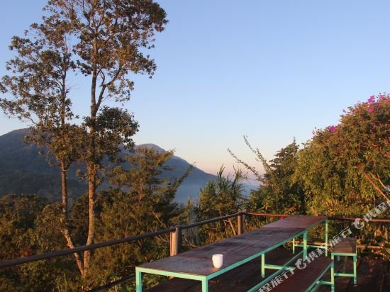 the garuda hotel and restaurant