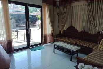 gandrung city hostel